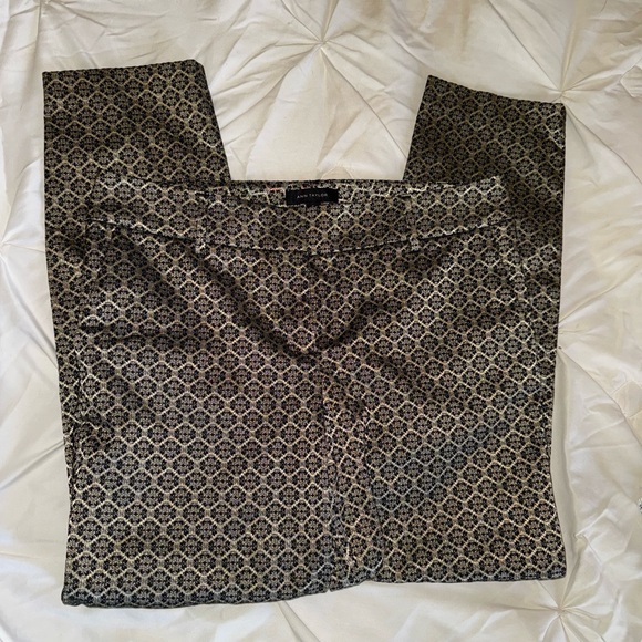 Ann Taylor Black and Gold Jacquard Pants Size 8 - Picture 3 of 11